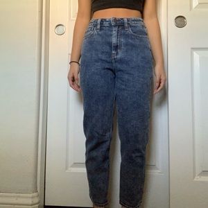 hollister mom jean